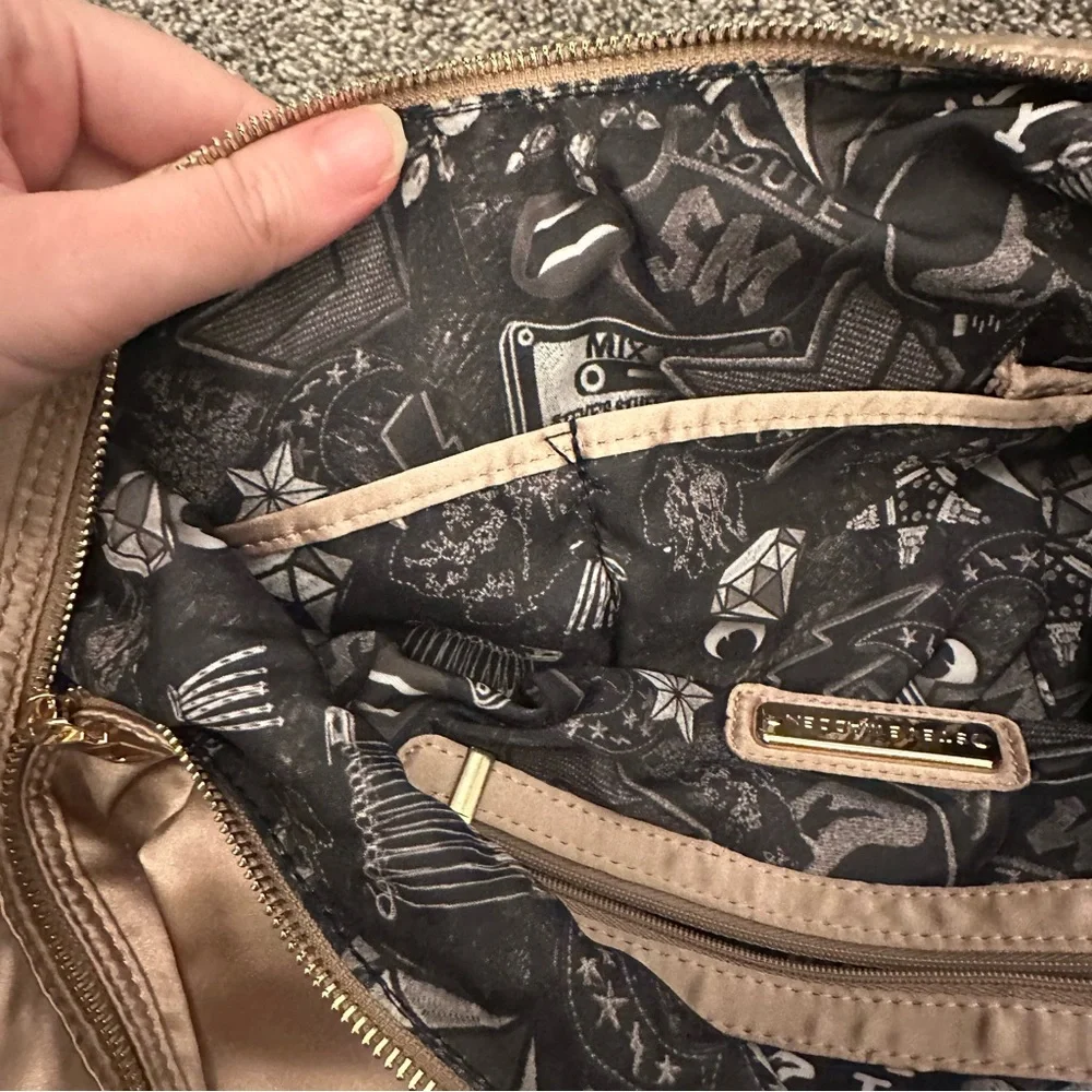 NWT Steve Madden Cole Satin Large Hobo Champagne